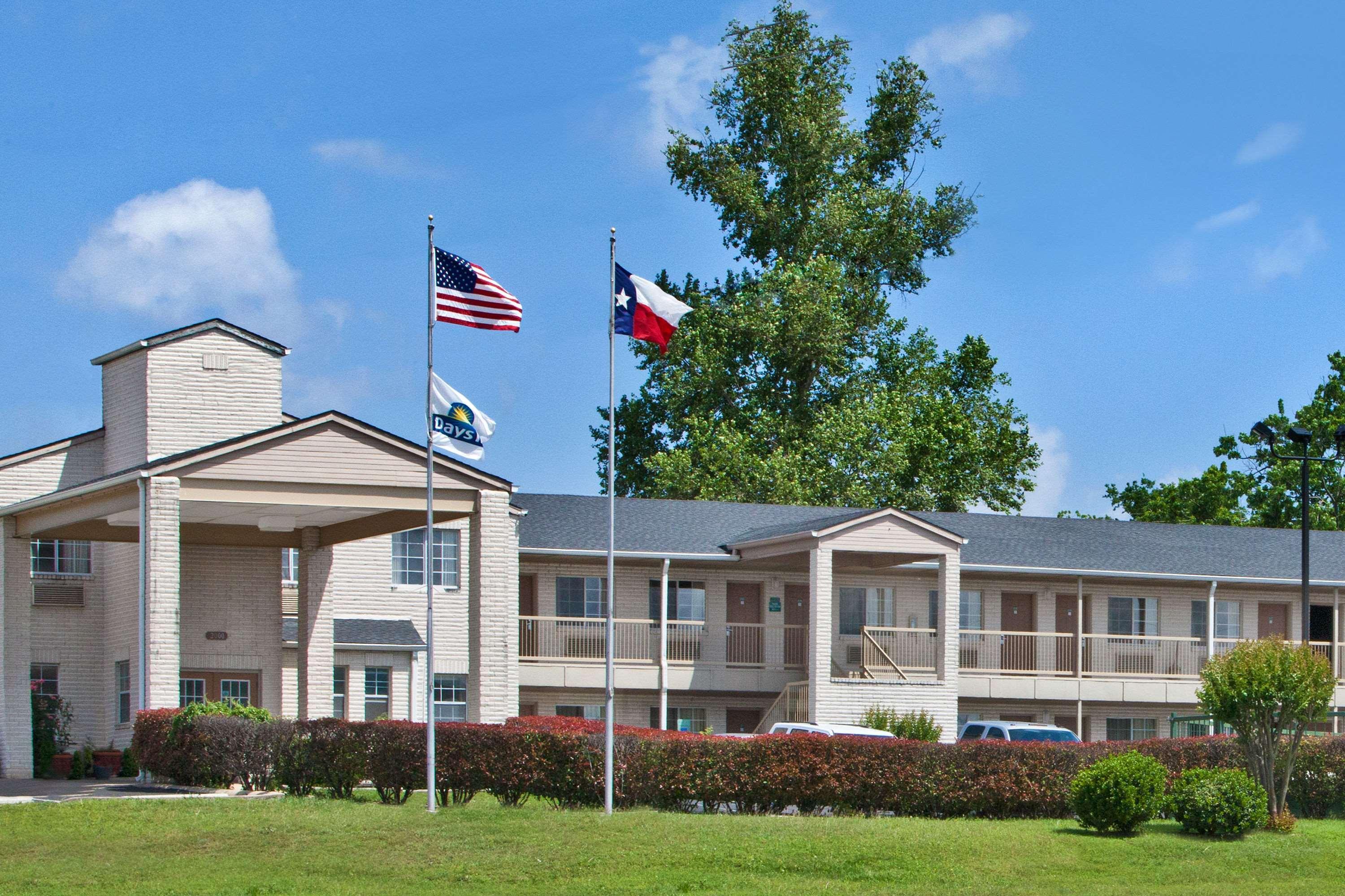 Days Inn By Wyndham Kerrville Exterior foto